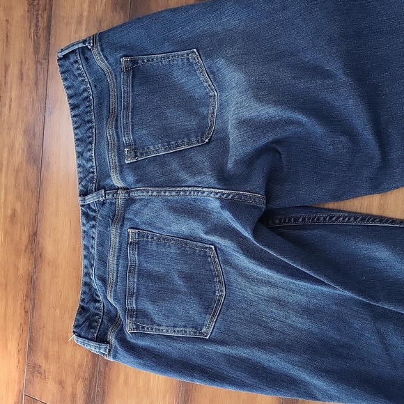Banana Republic capri cuffed jeans - Picture 5 of 7